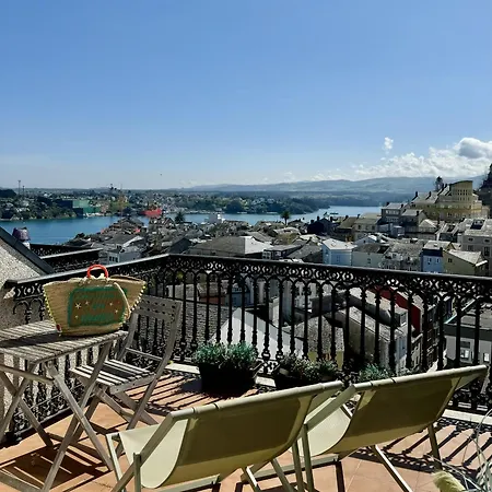 Moderno Piso Con La Mejor Terraza De Y Vistas Maravillosas * Ribadeo