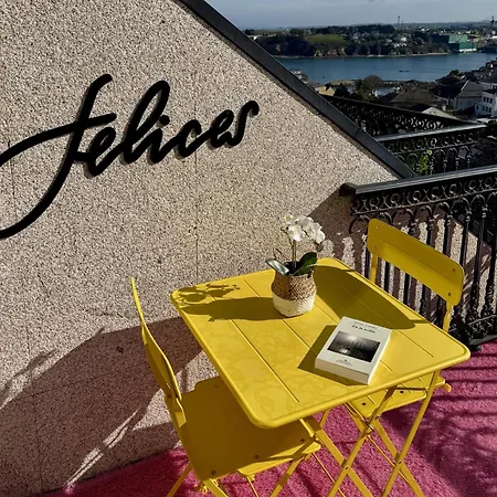 Moderno Piso Con La Mejor Terraza De Y Vistas Maravillosas * Ribadeo